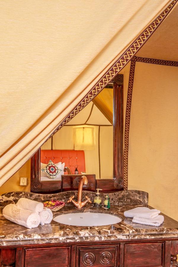 Sanmao Desert Luxury Camp メルズーガ エクステリア 写真
